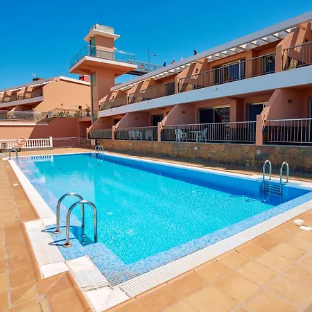アパートホテル Balcon Del Mar 4*